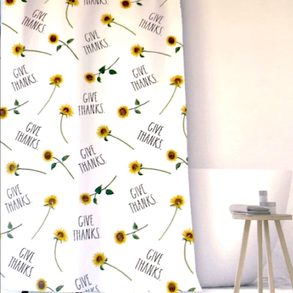 🌻 NEW! Rae Dunn “GIVE THANKS” shower curtain liner